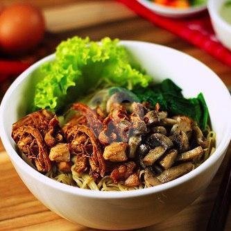 Mie Ayam Jamur menu RM Kelinci 3, Pertokoan Udayana