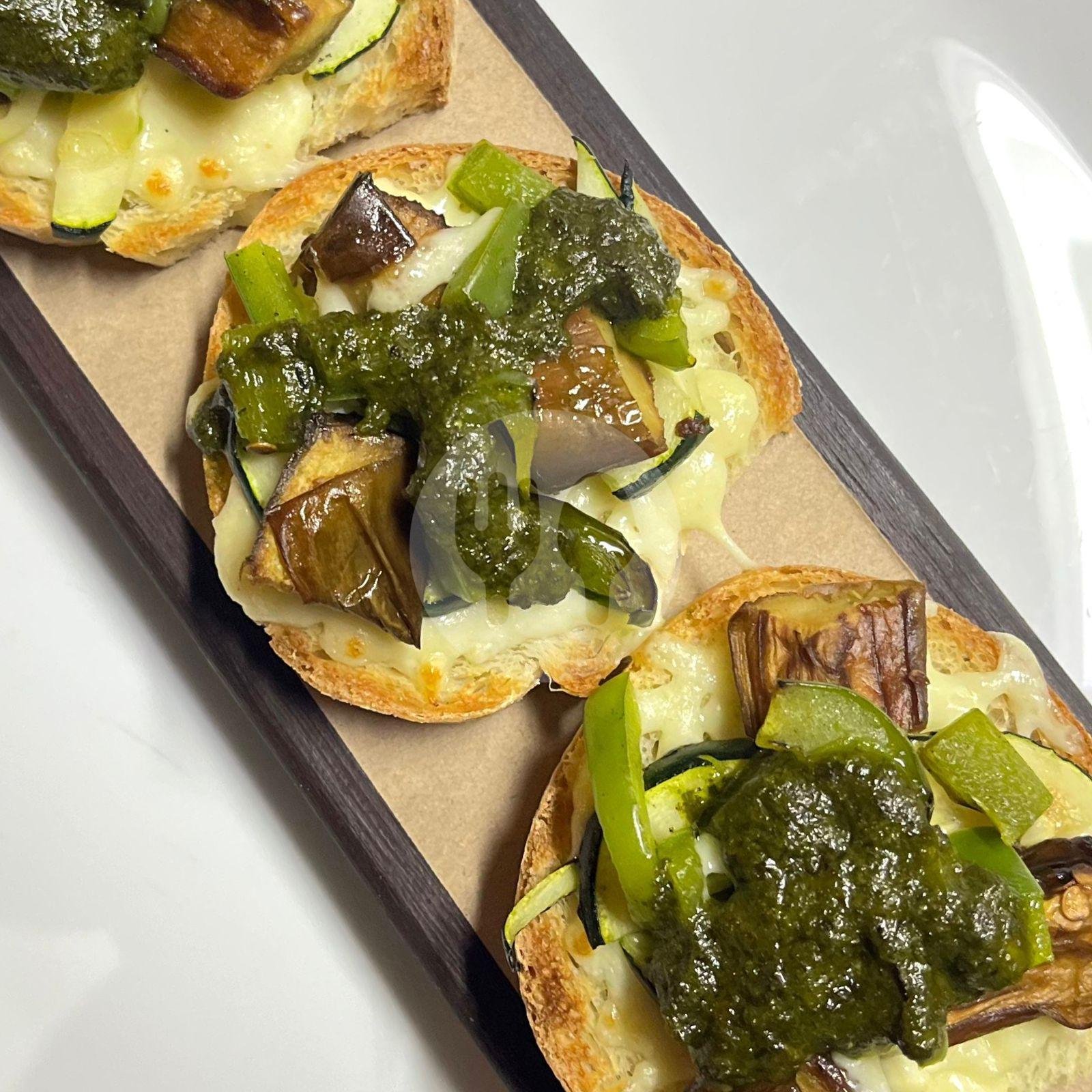Crostoni Vegie menu DiVino by Casa Asia, Bingin