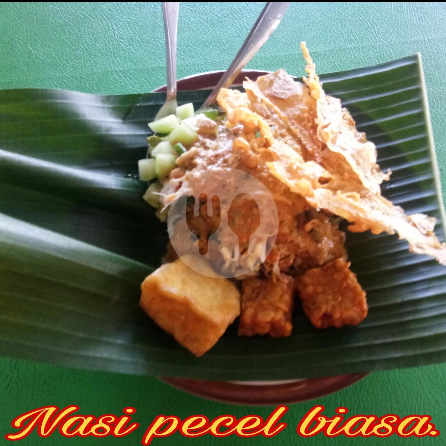 Nasi pecel biasa menu Nasi Pecel Pincuk Sambal Tumpang Marem Nganjuk, Teuku Umar