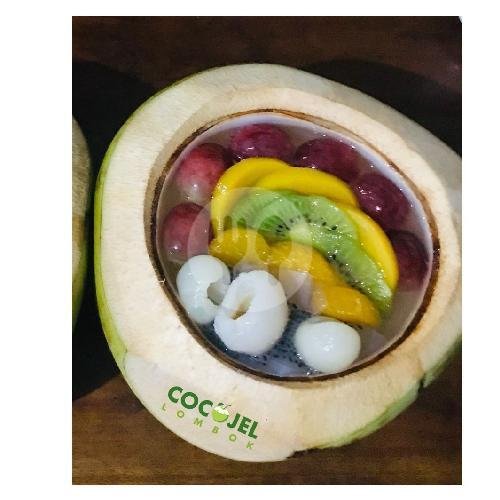 Cocojel Kelapa Utuh Mixfruits (M) menu Cocojel Lombok, Maktal