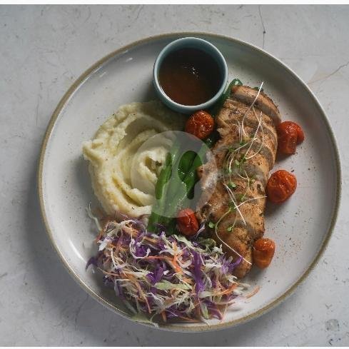 Chicken Steak menu Amino, Gluten Free & Healthy Food Resto, Ungasan