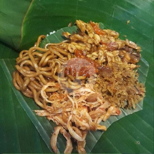 Nasi Jinggo Ayam menu Babi Guling Men Liong, Kediri