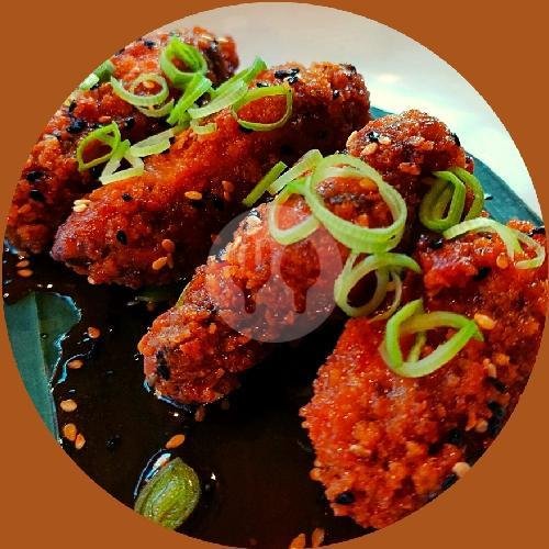 Hot Wings menu Utama Cafe & SportBar, Renon