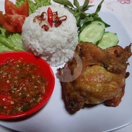 Paman D (paket Mantap Dada) menu Warung Curhat, Jimbaran
