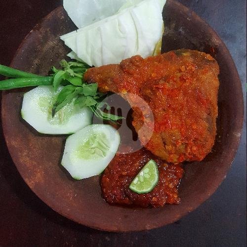 Ayam Bumbu Merah menu Warung Solo Via Ungasan, Jimbaran