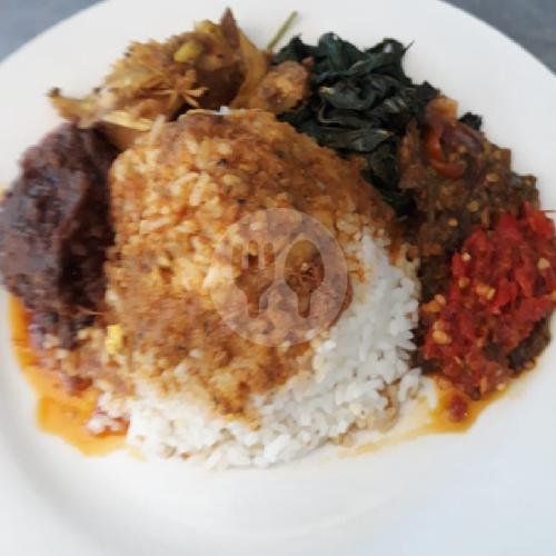 Nasi Padang Rendang Original By Ardi Piliano menu Nasi Padang Tuah Sakato, Pulau Nias