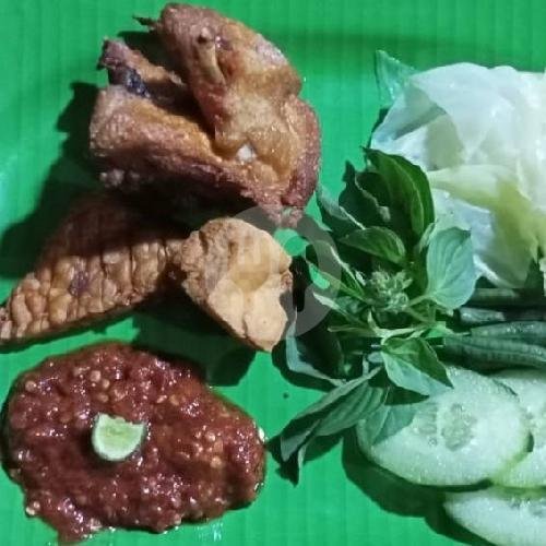 Ayam Goreng Sambal Lalapan (Tanpa Nasi) menu Lalapan, Soto, Mie Ayam & Bakso (Warung Bang Jack Iwan), Nusa Dua
