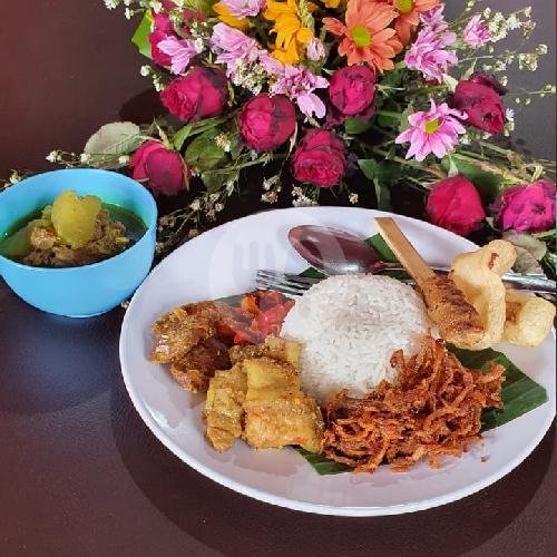 Nasi Campur Be Genyol Paket Hemat menu Warung Be Genyol Men Nana, Denpasar
