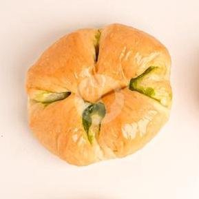 Roti Pandan Srikaya menu Mahligai Bakery, Renon