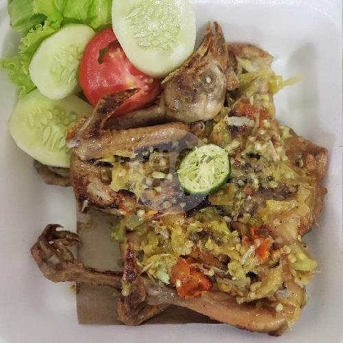 Ayam  Bakar Gebrek  Asli Pedas menu Kedai Arumi