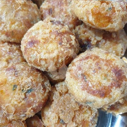 perkedel kentang menu warung Juara Rasa, Puri Gading