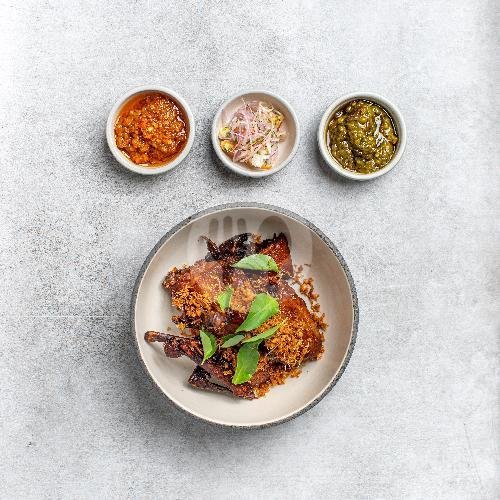 Bebek Goreng menu Ulekan, Tegal Sari