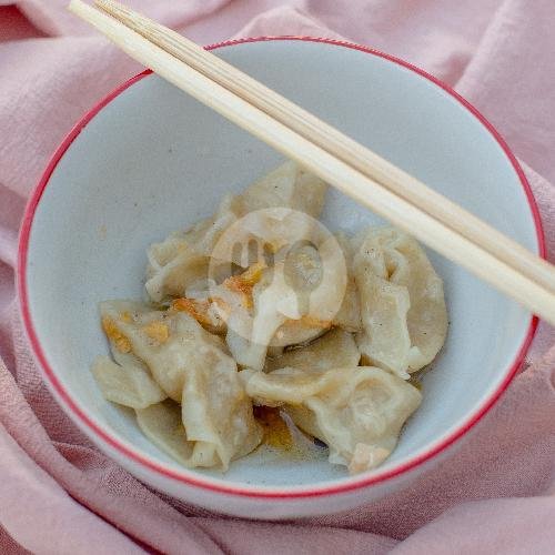 Pangsit Rebus Mini Wonton Ayam 5 Pcs menu Bakmie Adamie, Dewi Sri