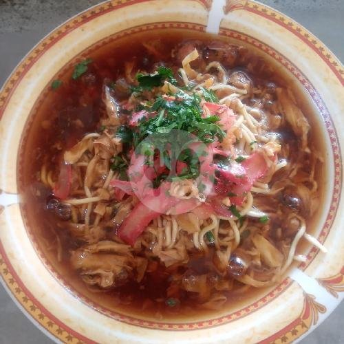 A Heartfelt Journey Through Authentic Flavors at Warung Lomie Ale, Diponegoro