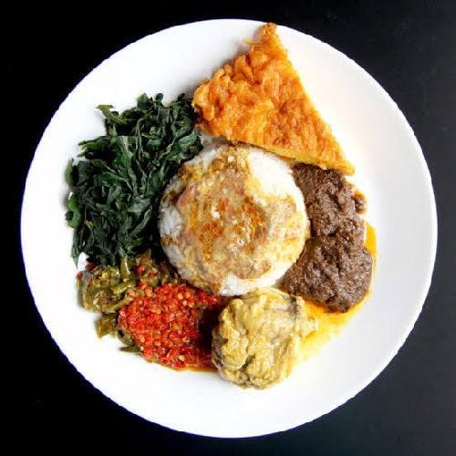 Nasi Sayur Telur Dadar menu RM. Masakan Padang Restu Bundo, Taman Sari