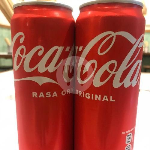 Coca -Cola menu Pho Thin, Dewi Sri