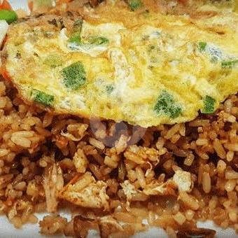 Nasi Goreng Telur Dadar Daun Bawang menu Pawon Jero Gria, Blahbatuh