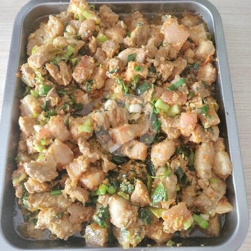 Babi Tinoransak menu Depot Manado, Sesetan