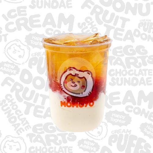 Silky shake Strawberry menu MOMOYO Teuku Umar Barat, Denpasar Barat