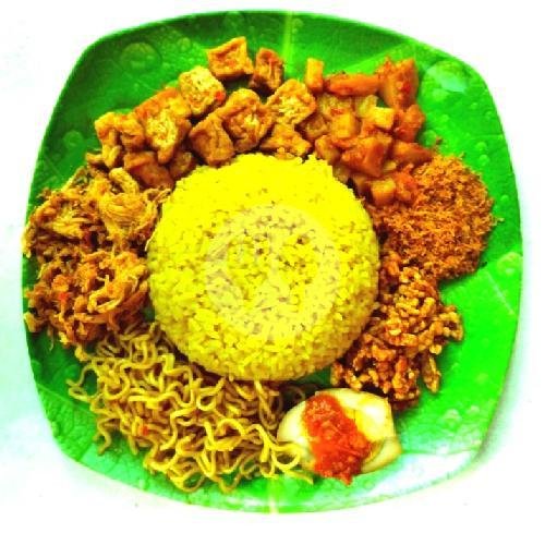 Nasi kuning Ayam menu Nasi Kuning Dewi Sita, Antasura