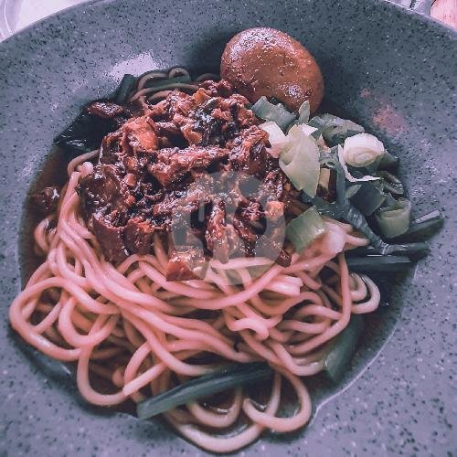 Mie Ayam Solo Pak Pandu: A Must-Try Chicken Noodle Spot in Denpasar, Bali
