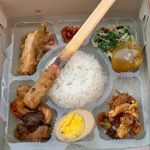 Nasi Ayam Kedewatan Sangtu: A Hidden Culinary Gem in Kuta