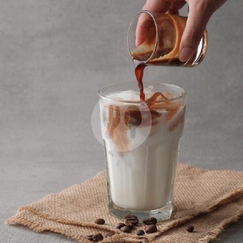 Ice Vanilla Latte menu Kantin Koe, Celuk Sukawati
